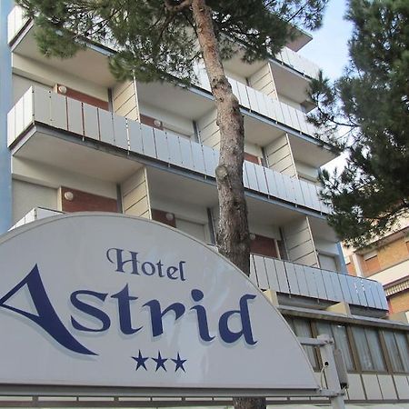 Hotel Astrid Cervia Eksteriør billede