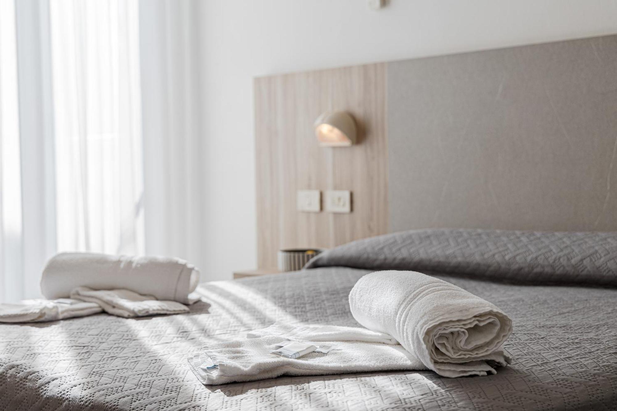 Hotel Astrid Cervia Eksteriør billede