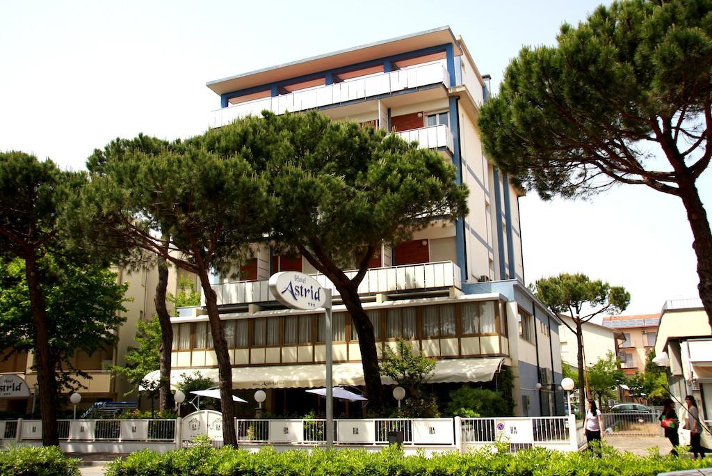 Hotel Astrid Cervia Eksteriør billede