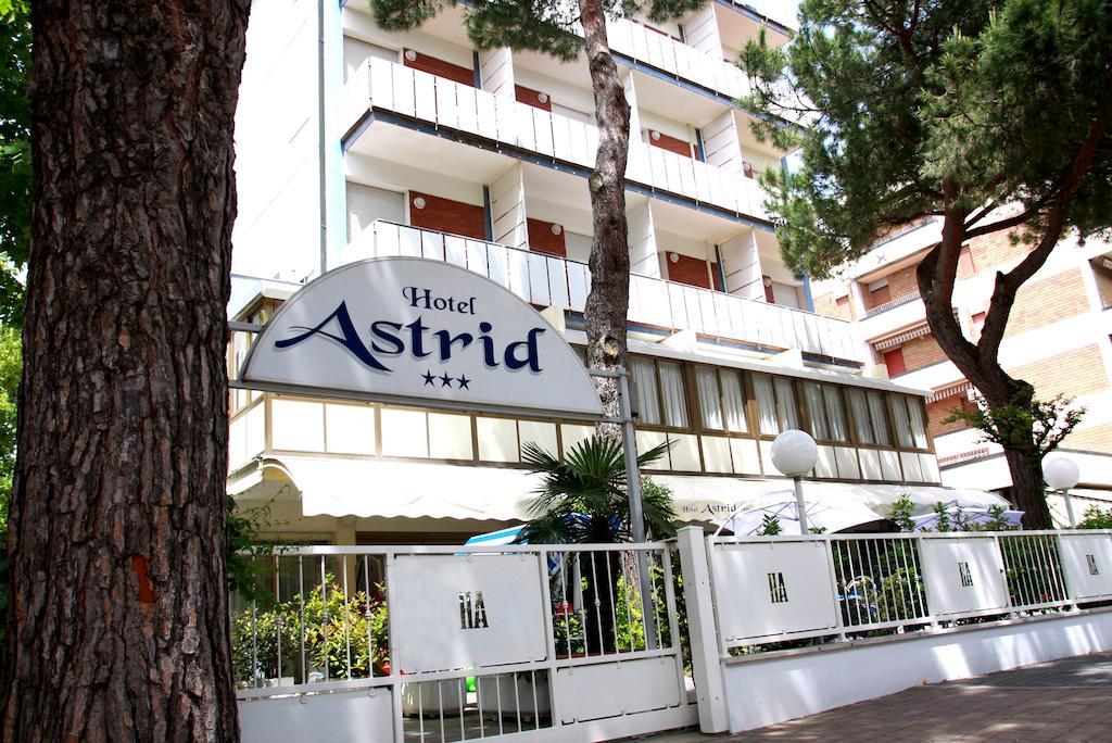 Hotel Astrid Cervia Eksteriør billede