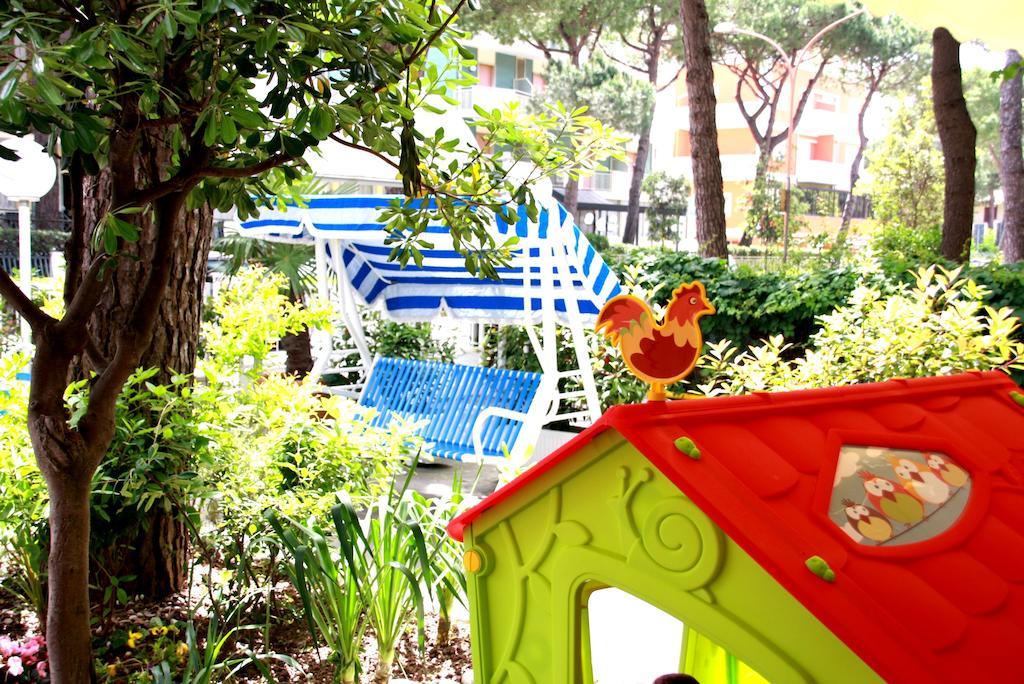 Hotel Astrid Cervia Eksteriør billede
