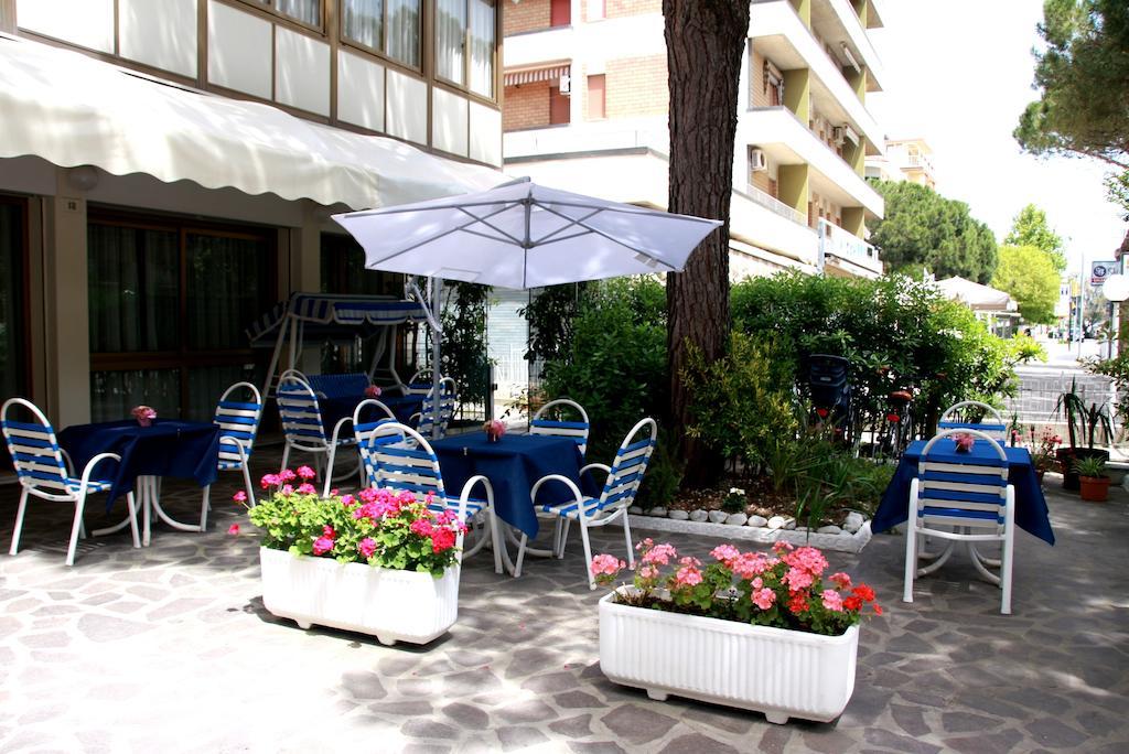 Hotel Astrid Cervia Eksteriør billede