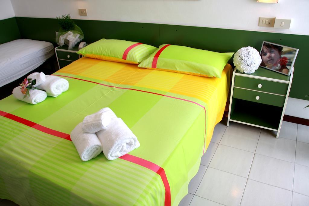Hotel Astrid Cervia Eksteriør billede